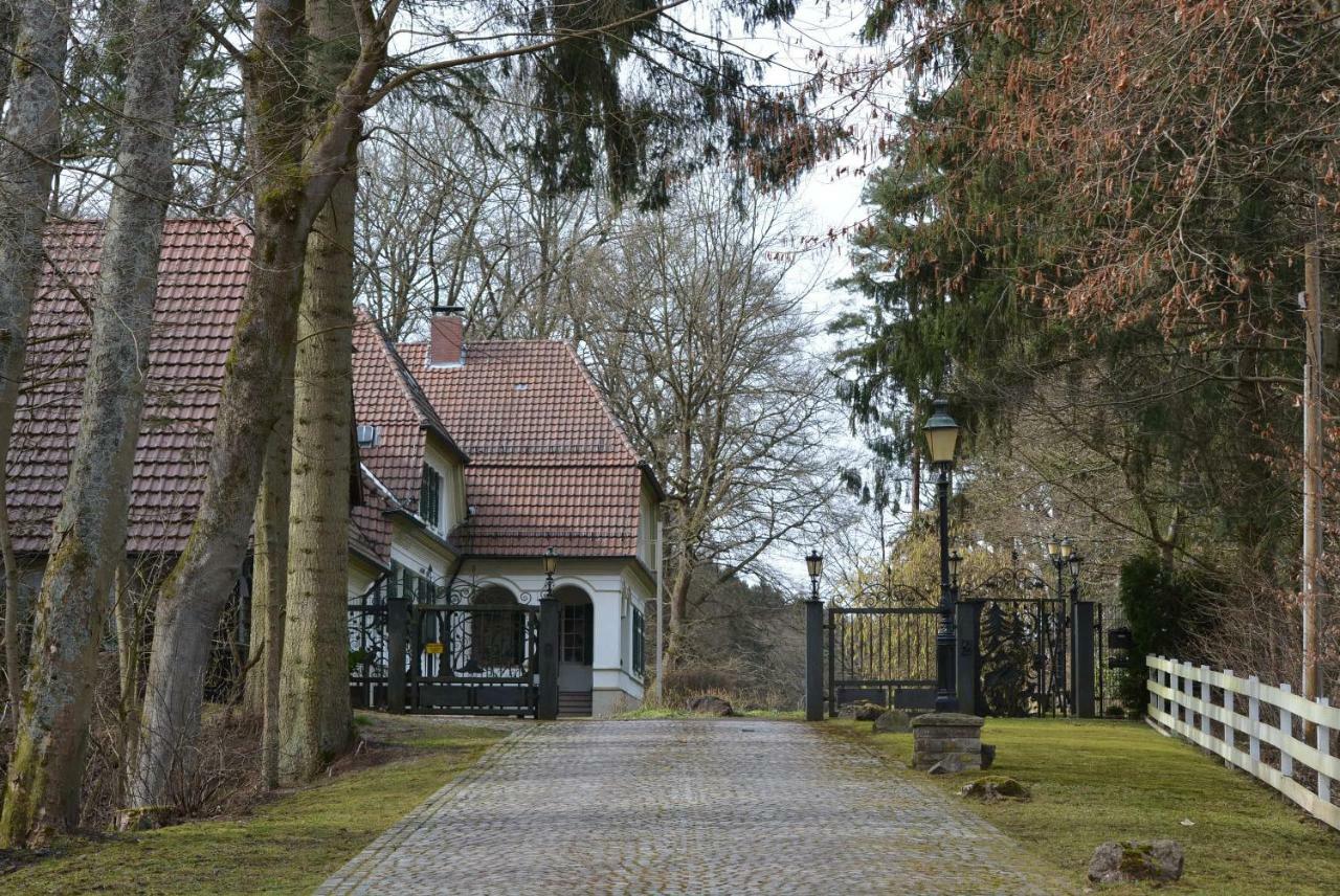 Gutshaus Wilhelmsruh Villa Moehnesee Exterior photo